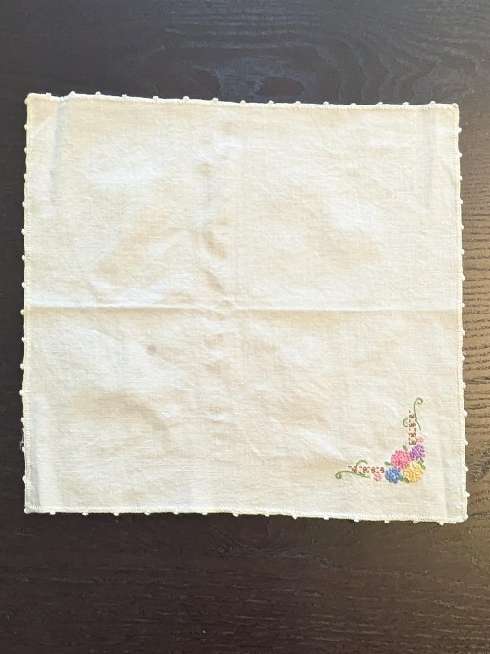 Vintage White Floral Hand Embroidered Cotton Napkins - Set of 8 - Picture 7 of 15
